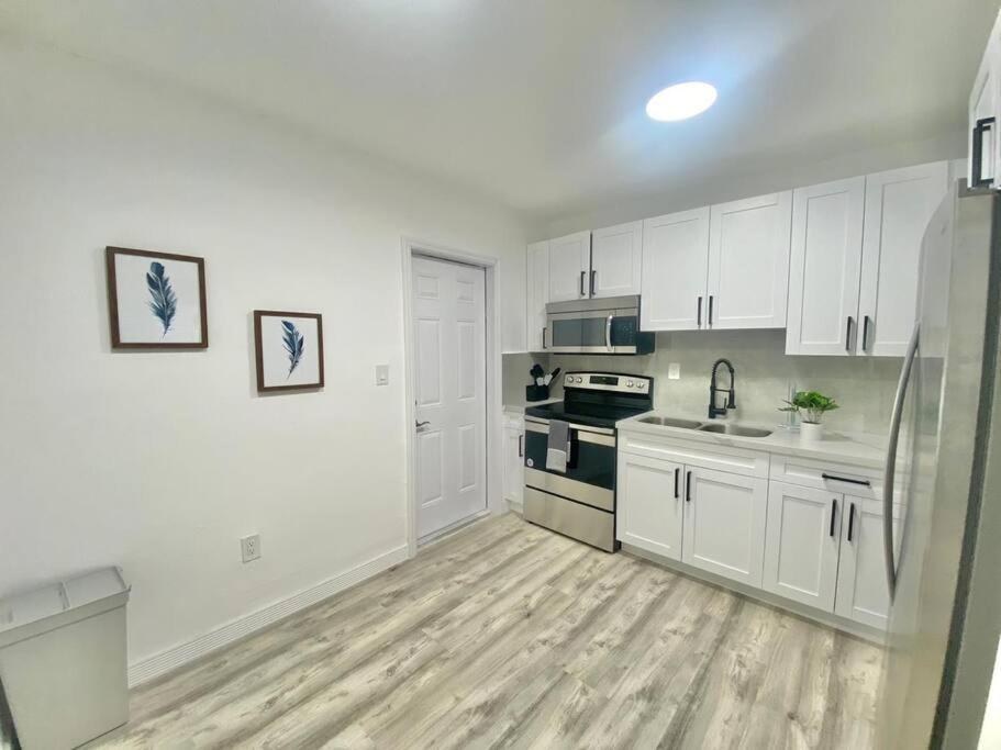 Beautiful & Relax Family House 2/1- Free Parking Villa Miami Exterior photo